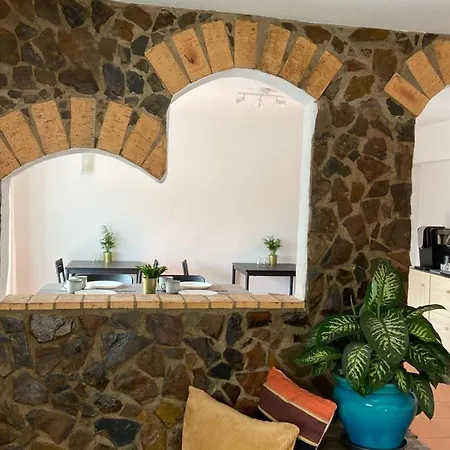 Releash 招待所 阿尔热祖尔